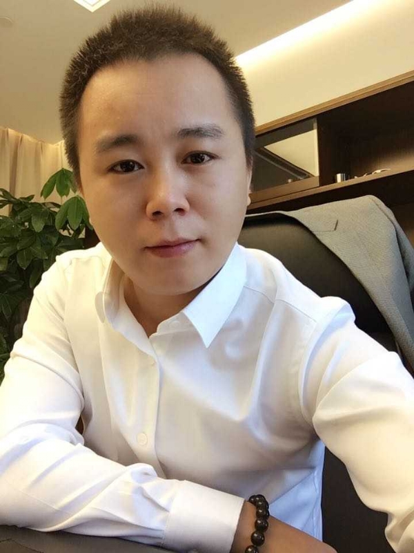 天若有情的第一张照片--深圳王婆说媒