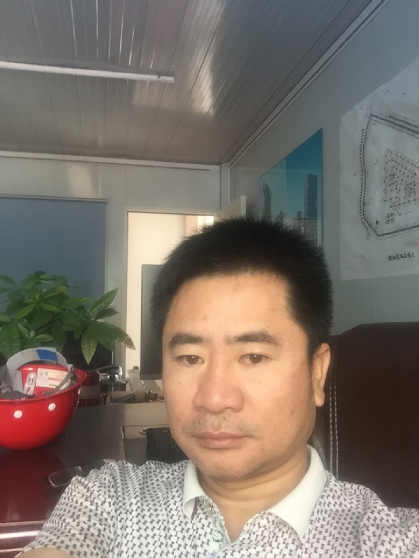 一步之遥的第一张照片--深圳王婆说媒