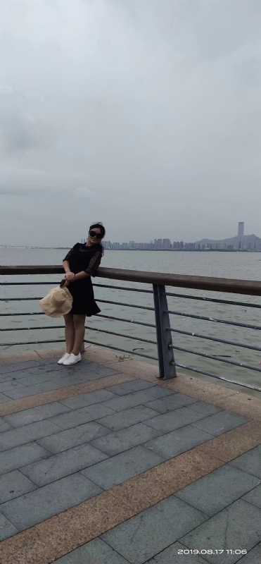 清秋的第一张照片--深圳王婆说媒