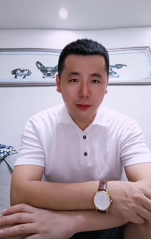 随风的第一张照片--深圳王婆说媒
