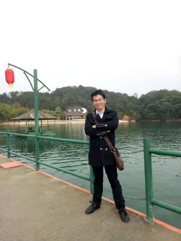 缘分不期而遇的第一张照片--深圳王婆说媒