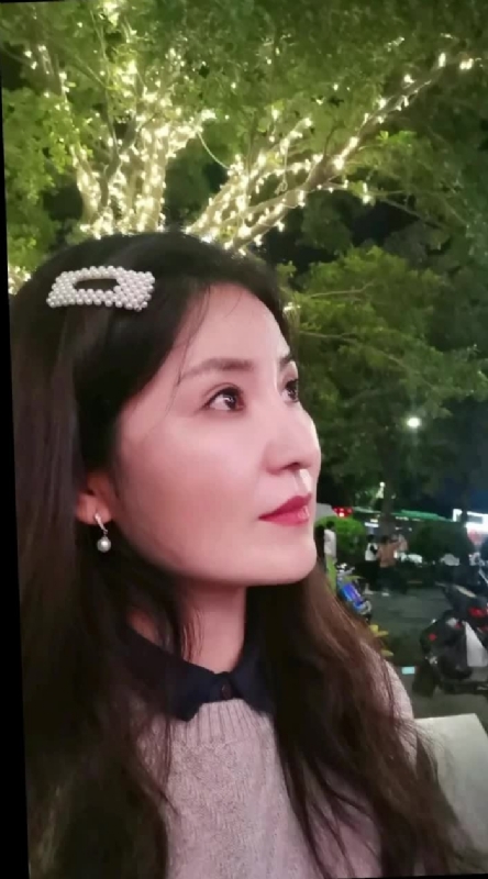 小迷糊的第一张照片--深圳王婆说媒