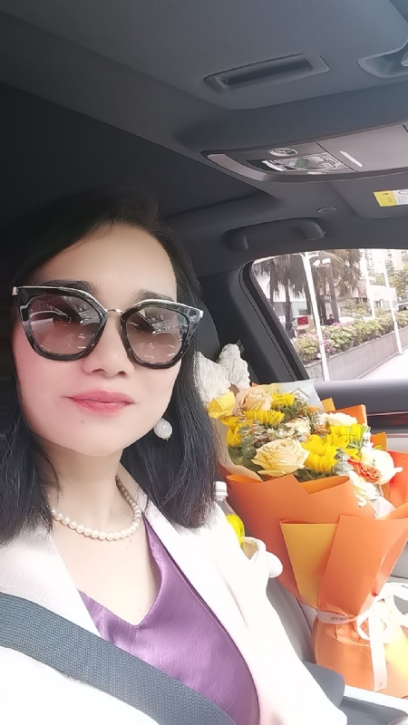 Apple的第一张照片--深圳王婆说媒