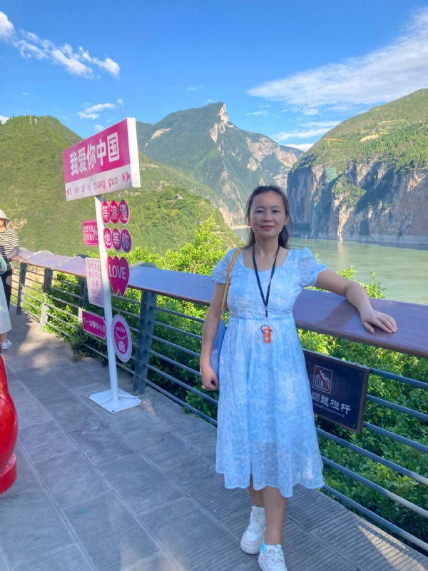 君81的第一张照片--深圳王婆说媒